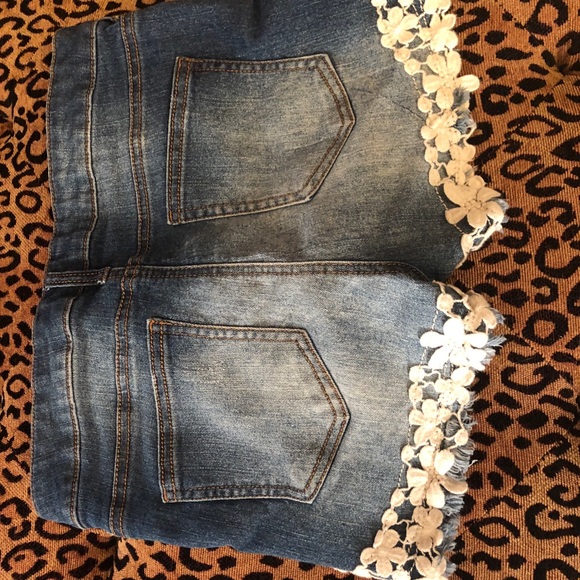 Jean shorts - Picture 3 of 6